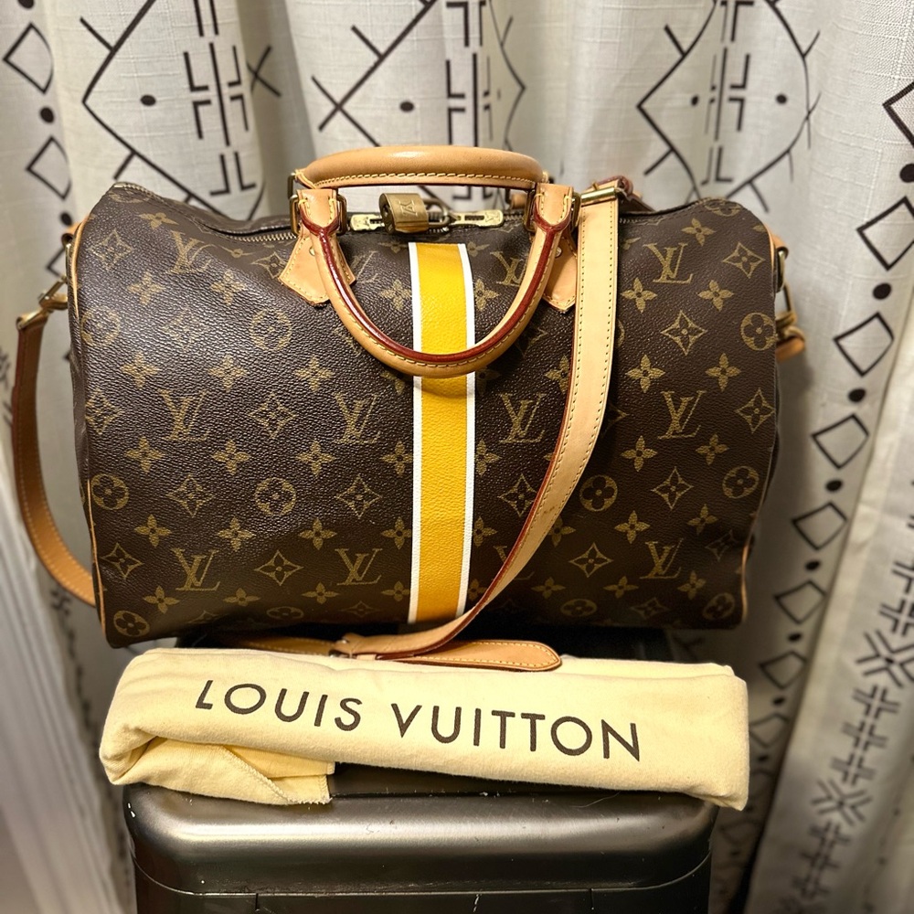 Louis Vuitton Heritage Speedy 35 Bandoulierre satchel bag purse Yellow monogram